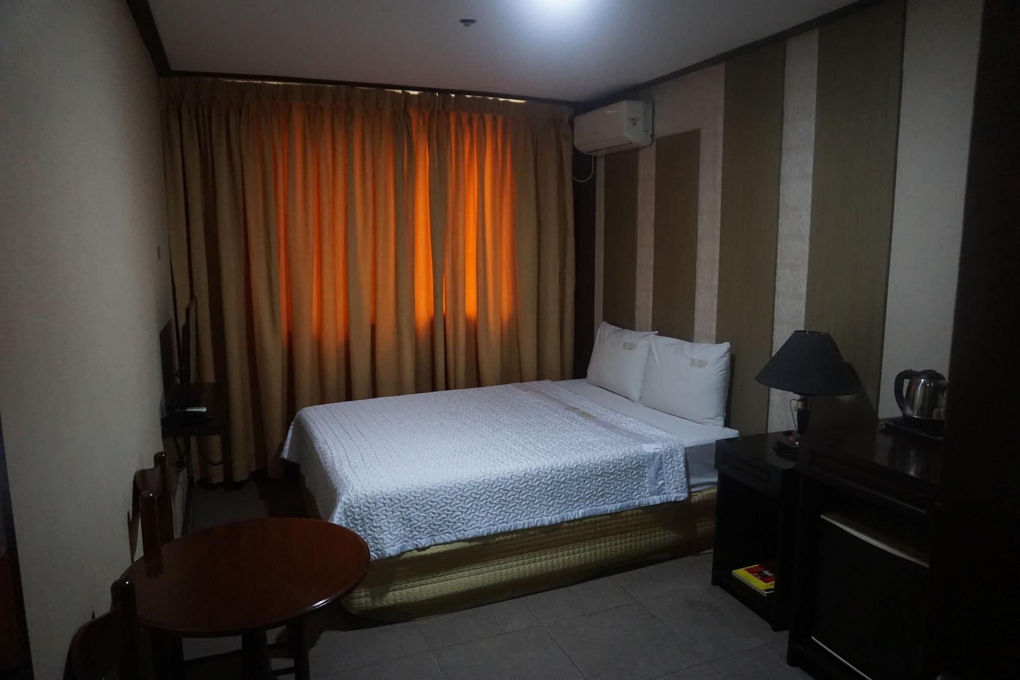 The Shila Philla Hotel 马卡蒂 外观 照片