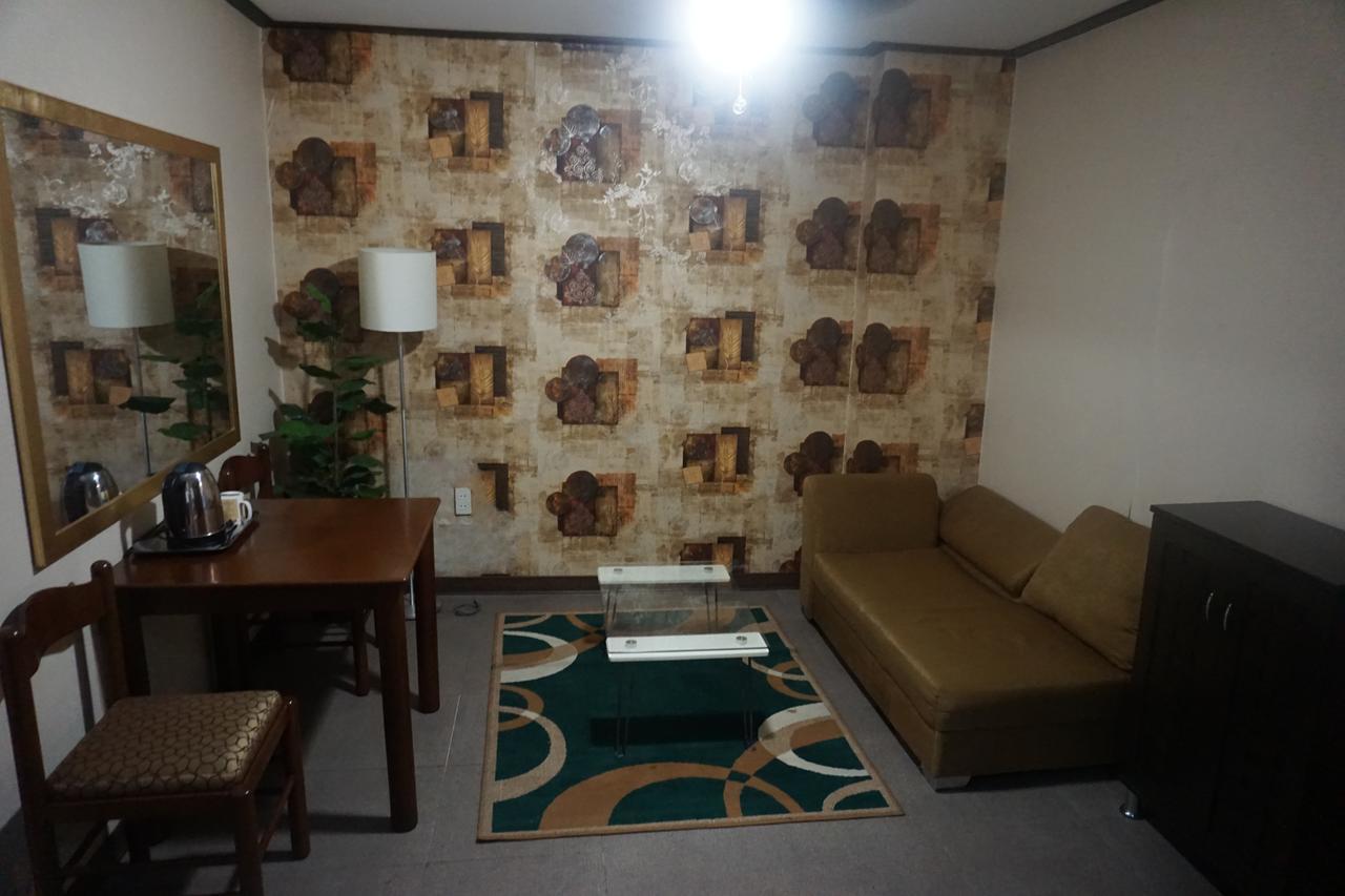 The Shila Philla Hotel 马卡蒂 外观 照片